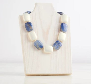 Chicklet Necklace 20 Lapis/White